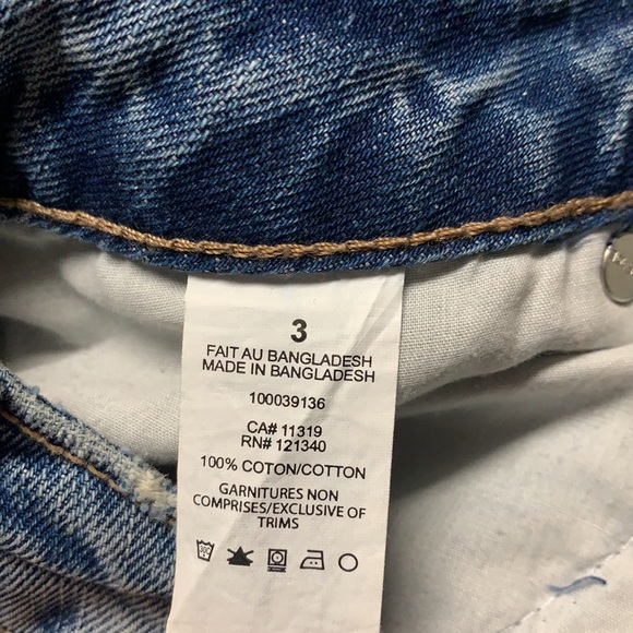 Mom Jeans - Picture 4 of 4